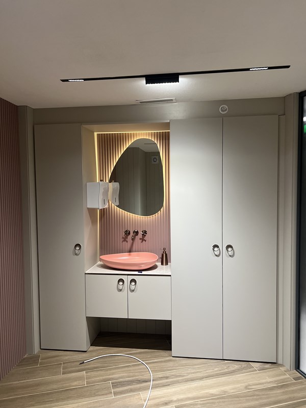 Pelin Üstüner Dermatoloji Kliniği
