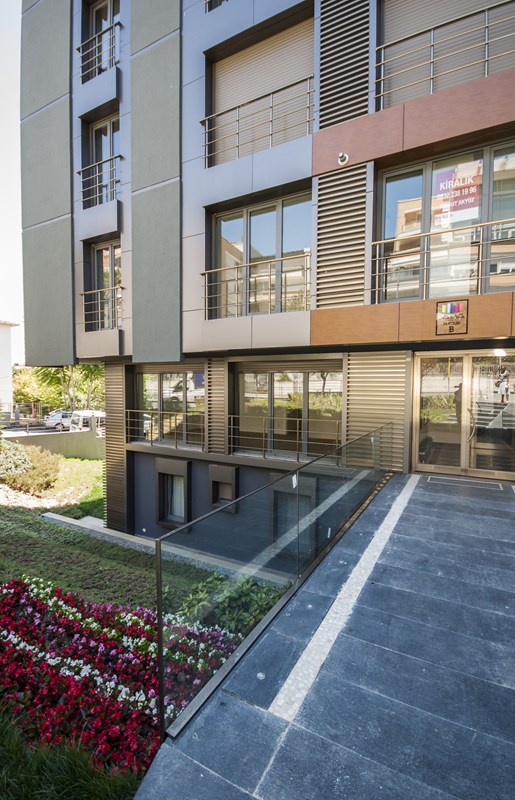 MaaNaa 34 Kamelya Apartmanı